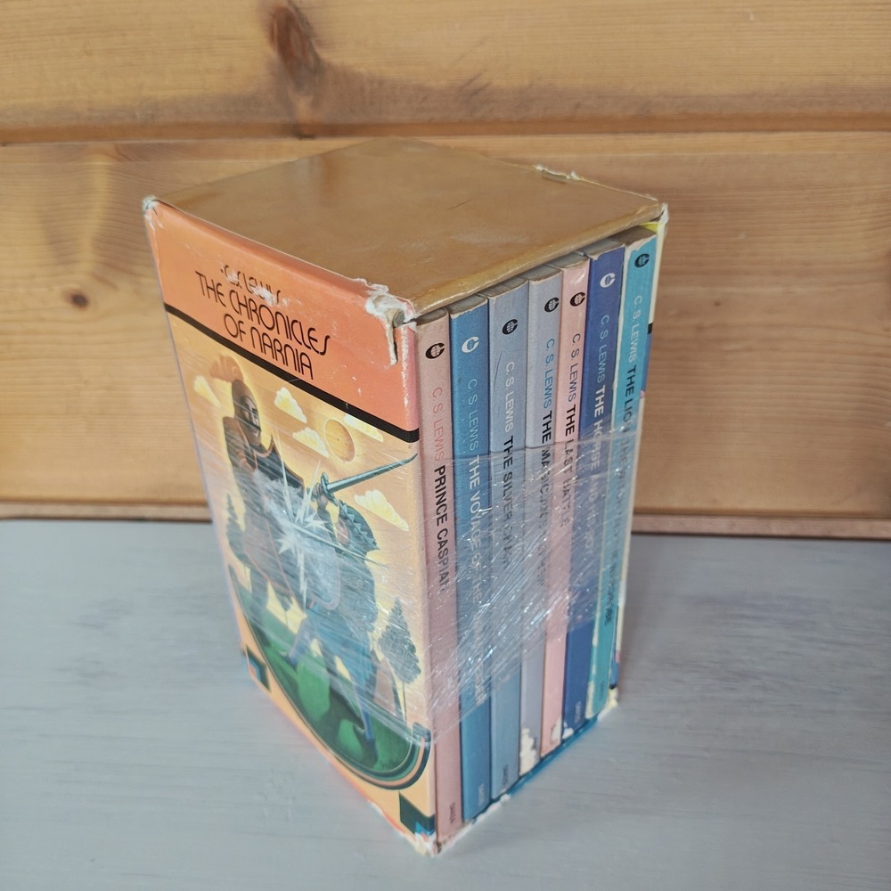 The Chronicles of Narnia Box Set - Multi-Color